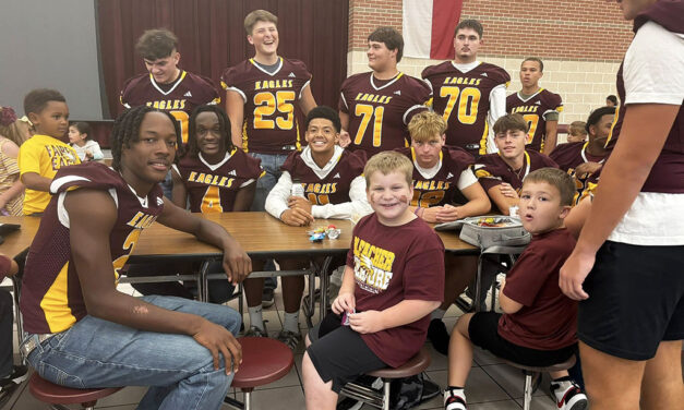 Local Sports Celebrities Visit Fairfield Elementary