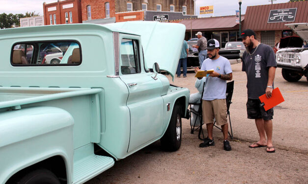 Vintage Beauties Roll Into Town for 27th Annual ‘Show of Wheels’