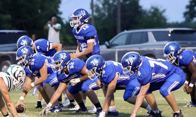 Bulldogs Mauled by Eagles 37-6