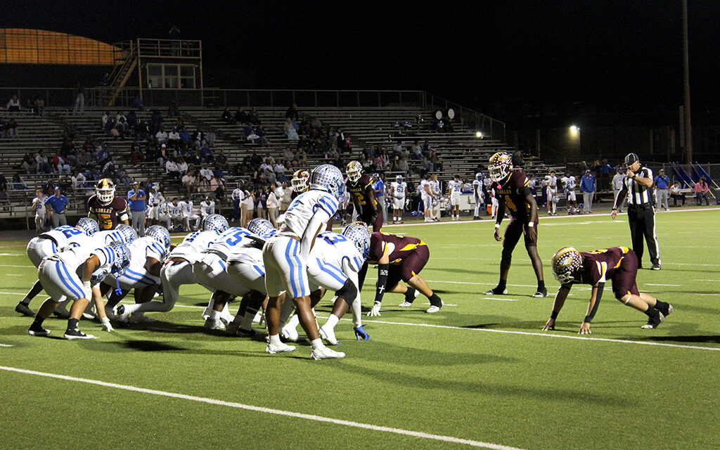 Eagles Close Out Perfect Season, District Title