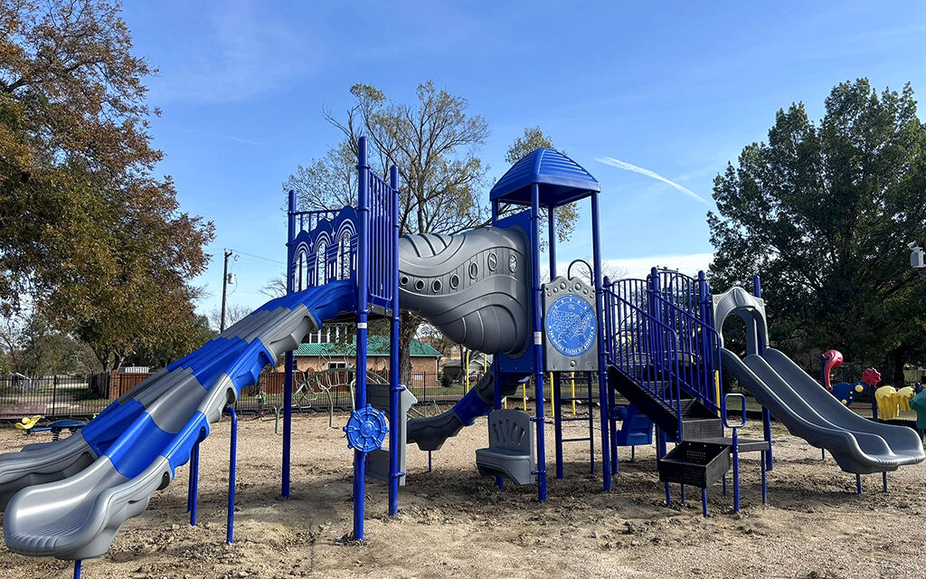 Wortham Elementary Students Surprised with Brand New Playground