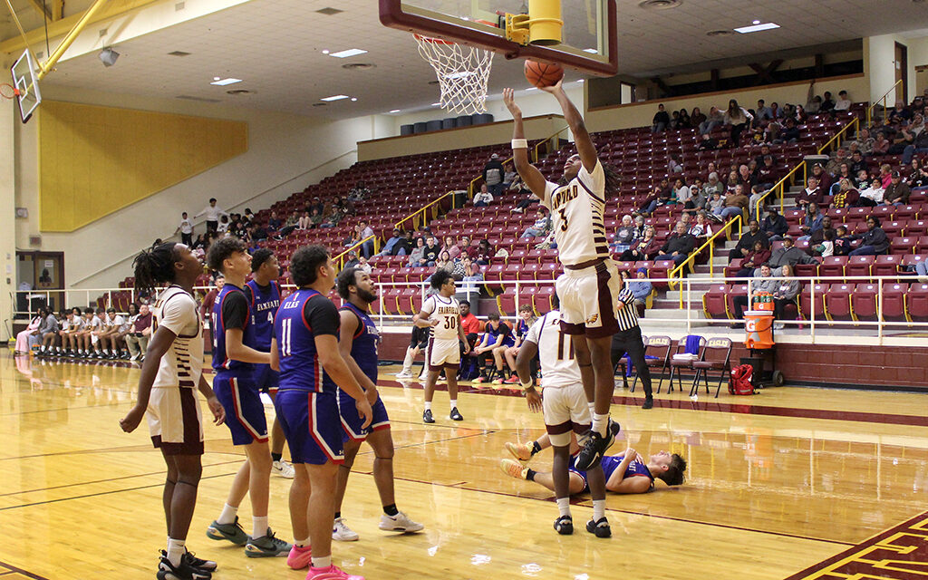 Eagles Split Week, Remain in Playoff Race