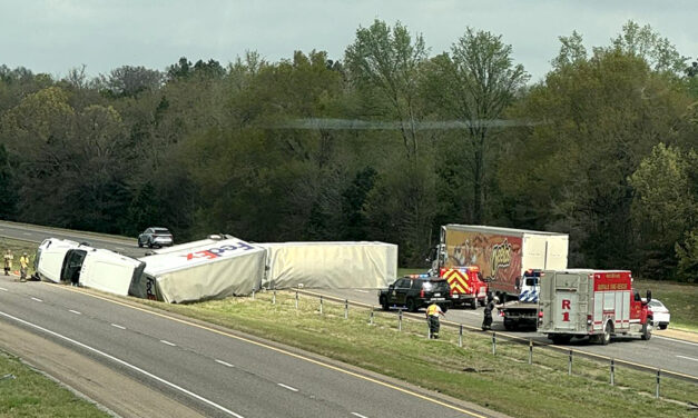 Rollover Blocks Interstate