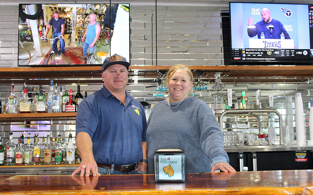 The Beaird Family & Club Members Celebrate Ten-Year Anniversary at Tri-County Golf Club