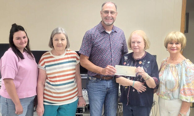 Cancer Support Group Receives Donation for Fall Style Show