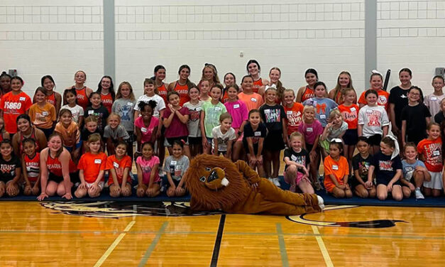 115 Little Cheerleaders Take Over THS Cheer Cub Camp
