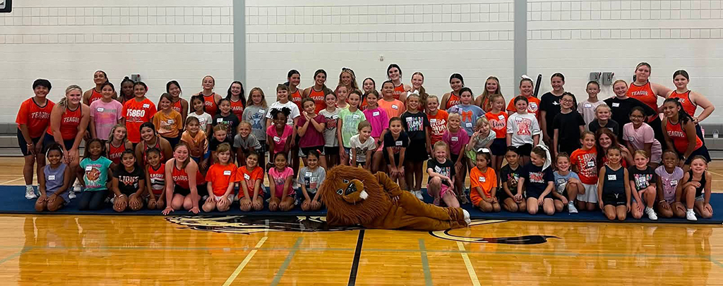 115 Little Cheerleaders Take Over THS Cheer Cub Camp